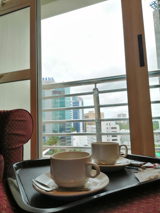 Stayinn Gateway Hotel Apartment Kuching Buitenkant foto