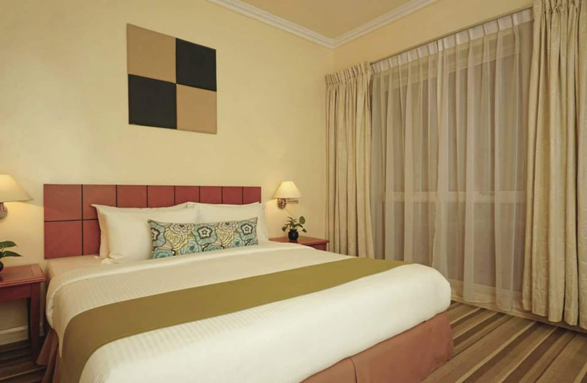 Stayinn Gateway Hotel Apartment Kuching Buitenkant foto